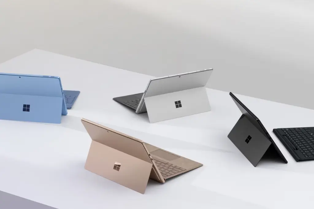 surface-pro-11-2024-7524db3ba95f492eaf15622c456b317c.webp